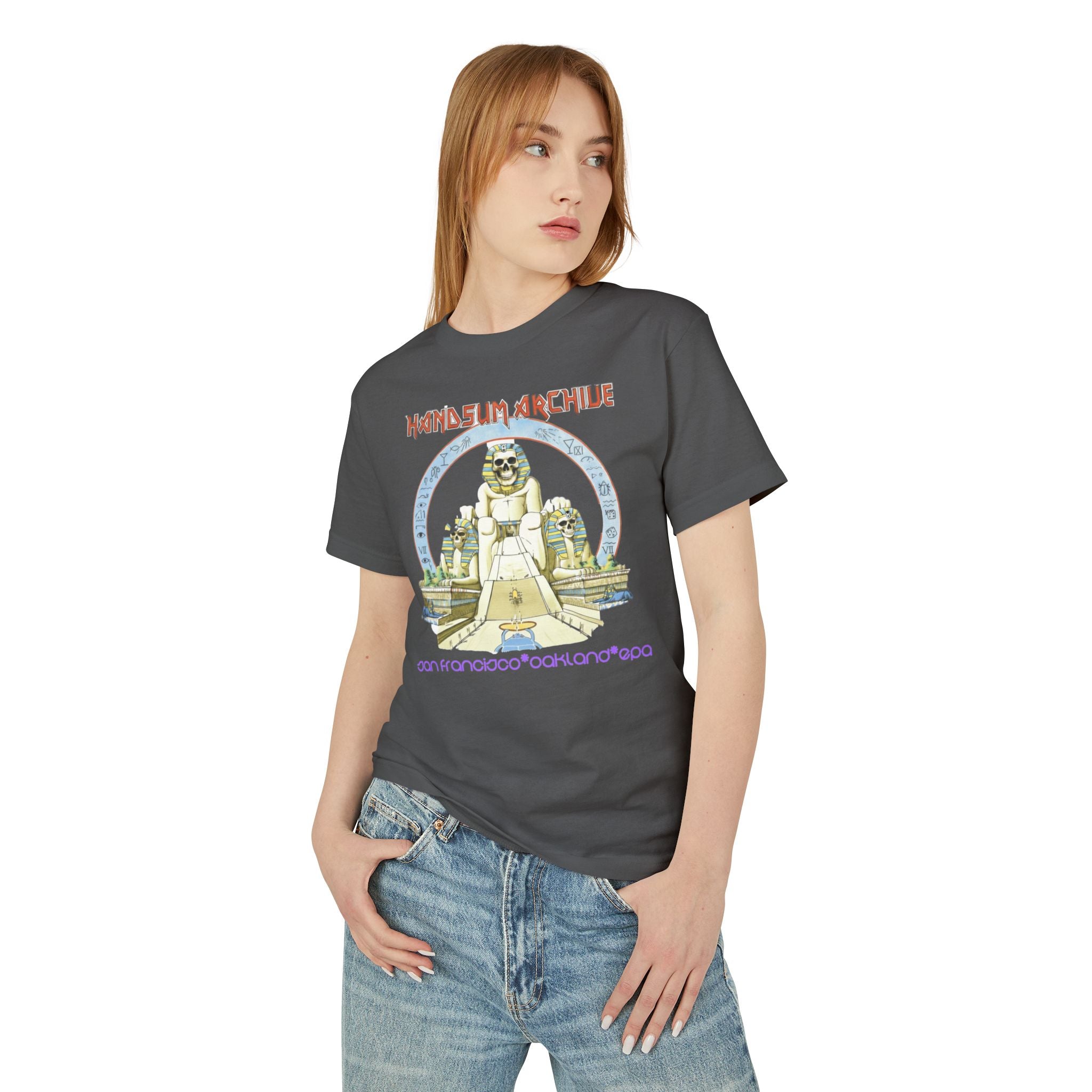Dark gray T-shirt with colorful skull Pharaoh front graphic