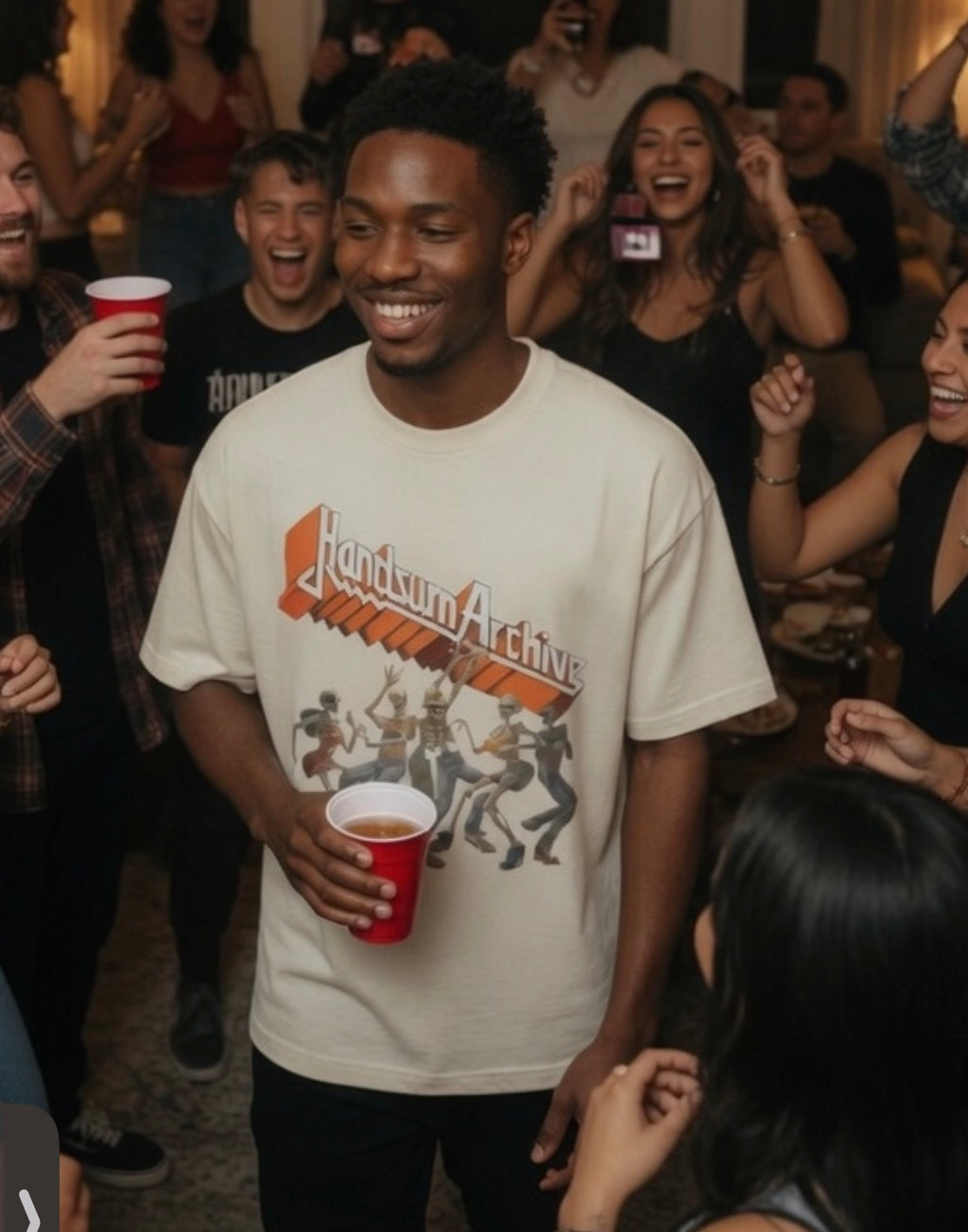 Faded cream graphic party tee with front illustration print